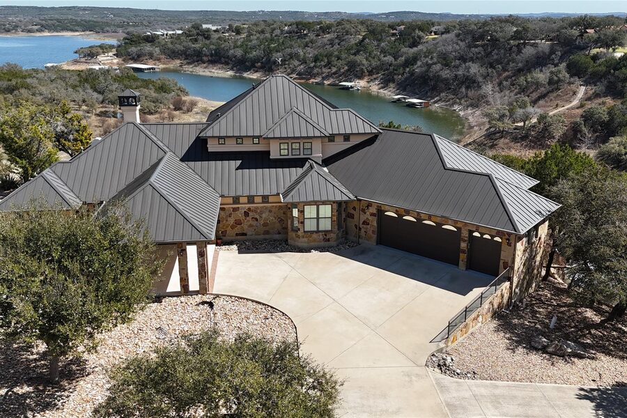 128 Carol CV on Lake Travis