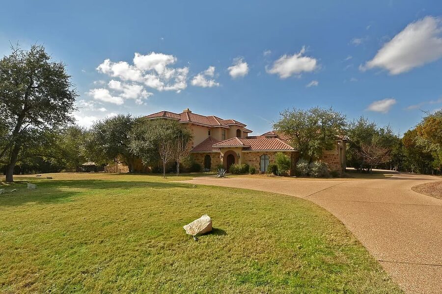 700 Moonlight Bay Dr on Lake Travis